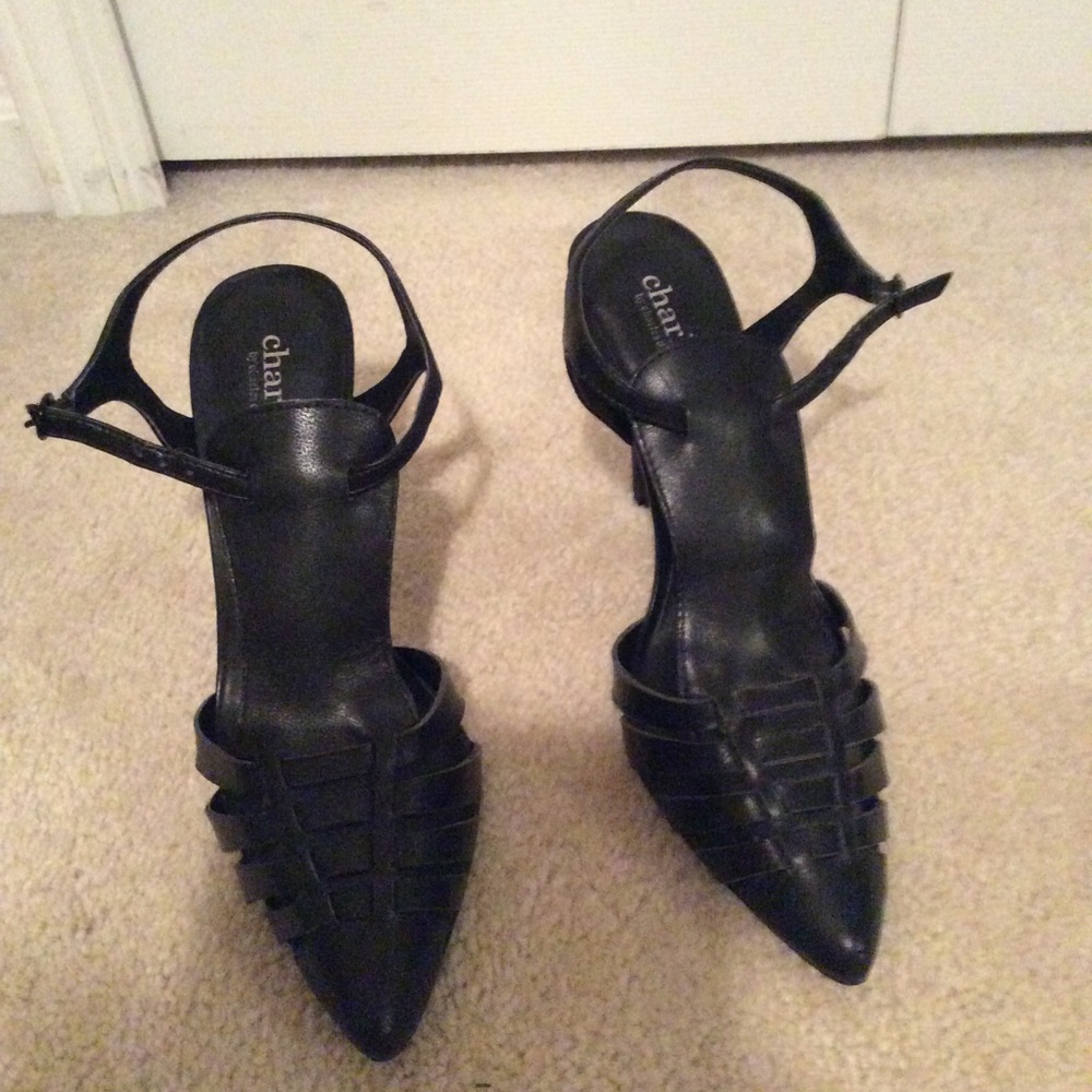 Charles David black t-strap leather heels